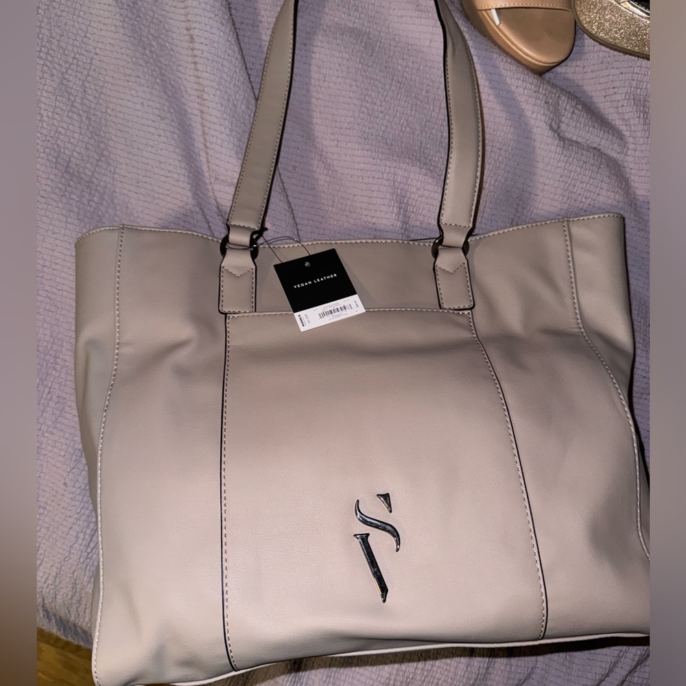 Vera Wang Purse